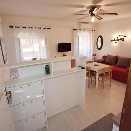 アパート Skoric Volosko