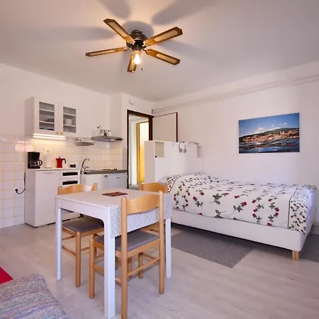 Апартаменты Skoric Volosko *